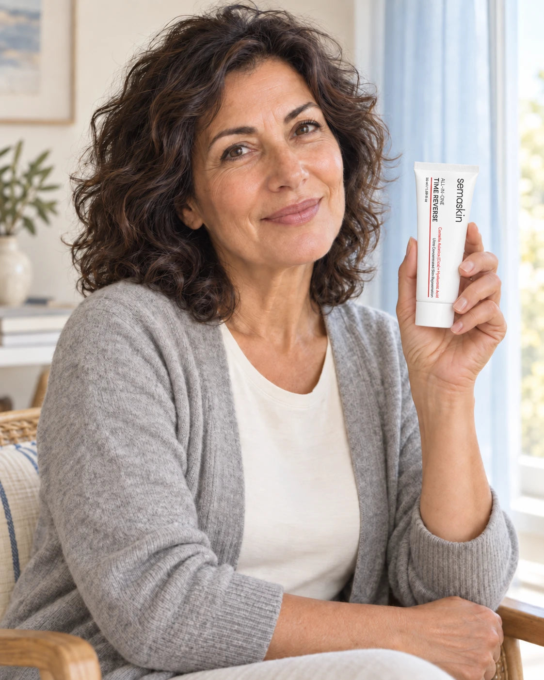 Semaskin Time Reverse skincare lifestyle portrait 4